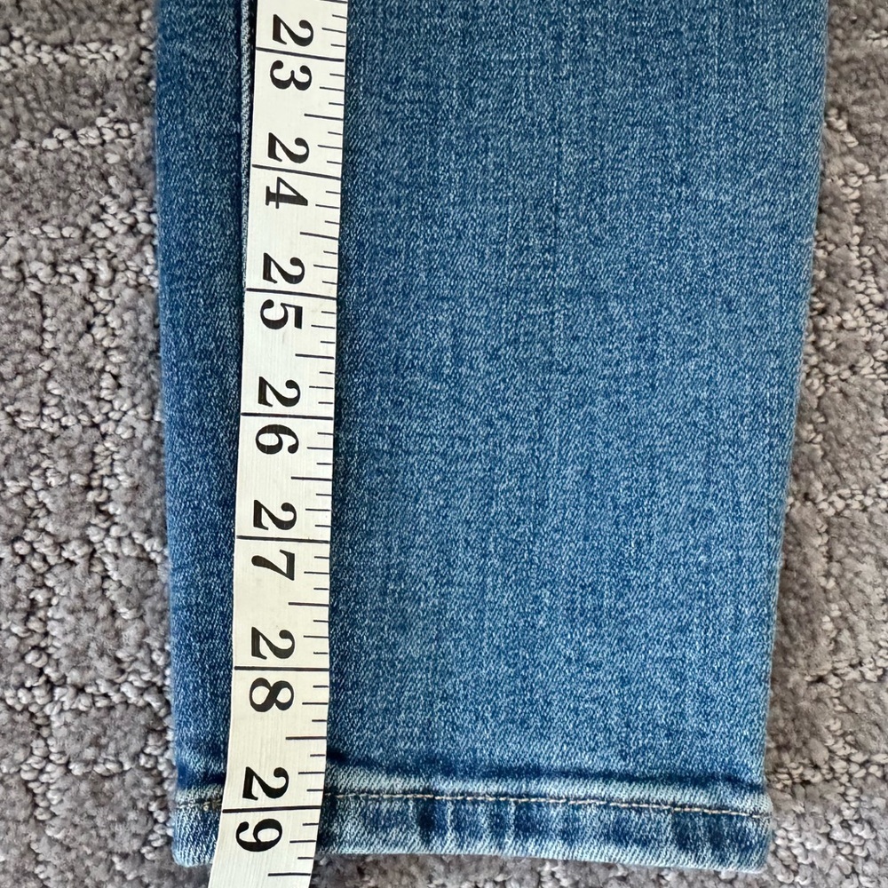 GOOD AMERICAN Jeans Women’s Size 26 Med Wash Distressed Good Legs Organic Cotton - Picture 9 of 10